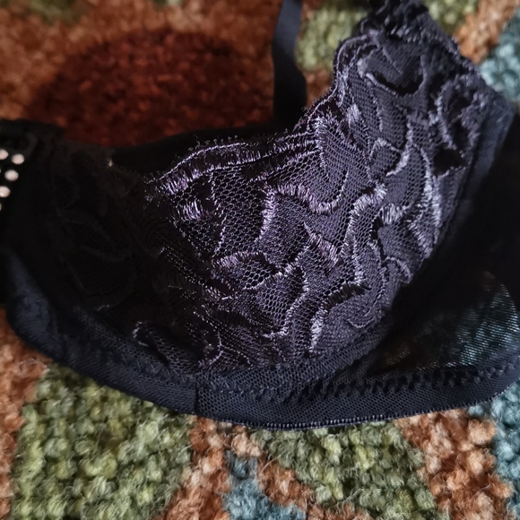 Rene Rofe Black Lace Half Coverage Bra - Picture 2 of 12